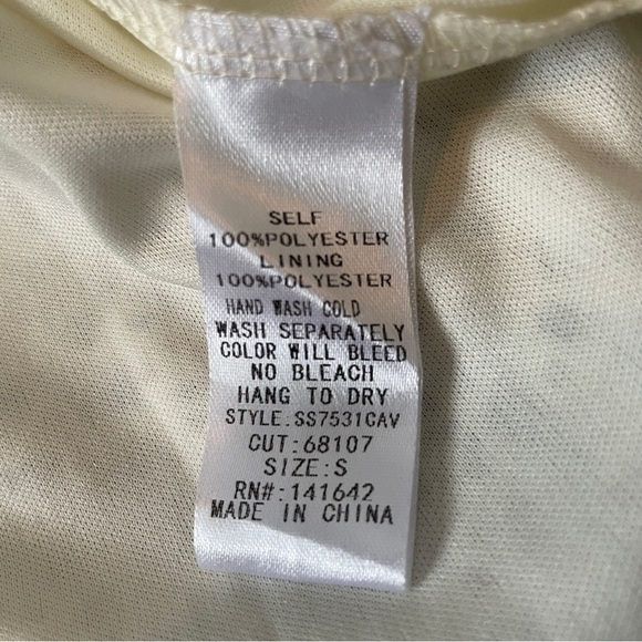 NEW She + Sky Small Mini Dress ~ Smocked Flutter Sleeve ~ Peasant Cottage Core - Picture 8 of 8